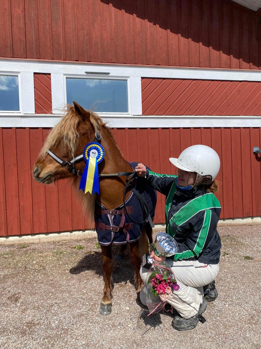Thea Bonde och Lias Teckla 230430.jpeg